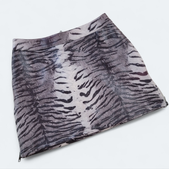 Cloud Ten Zebra Tiger Print Mini Skirt Size Small Side Zippers Animal Pattern - Picture 15 of 15
